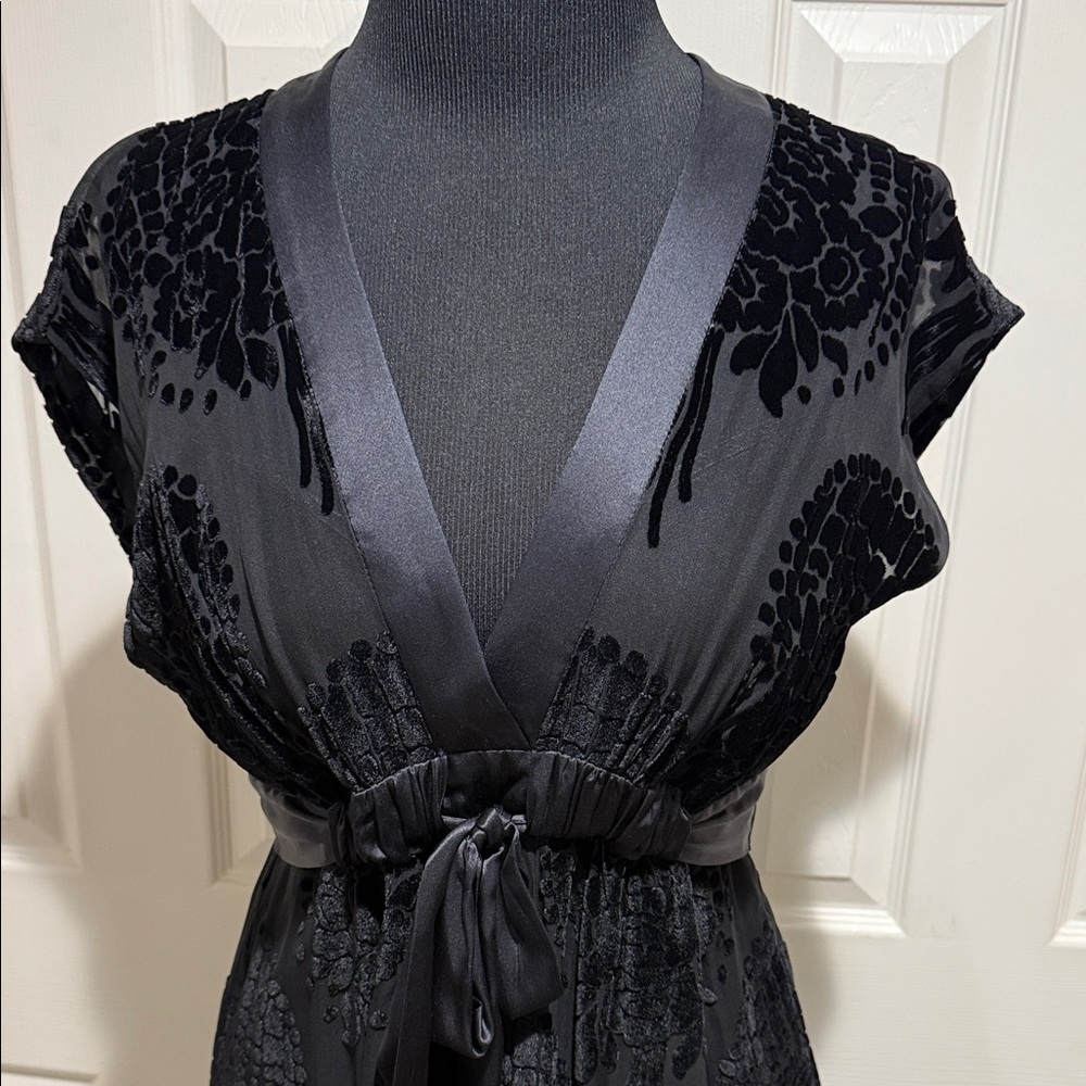 BCBGMaxAzria Black Velvet burnout satin trim Midi Dress, like New, Sz 10 - Picture 5 of 17